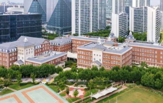 上?；蒽`頓國際學校招生對象及學費